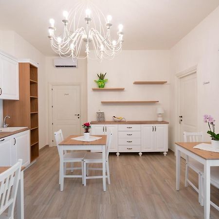 Essenza Bed & Breakfast มาสซาฟรา ภายนอก รูปภาพ
